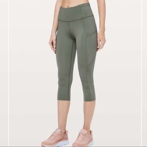 Lululemon Fast & Free Crop II *Nulux 19" Grey Sage